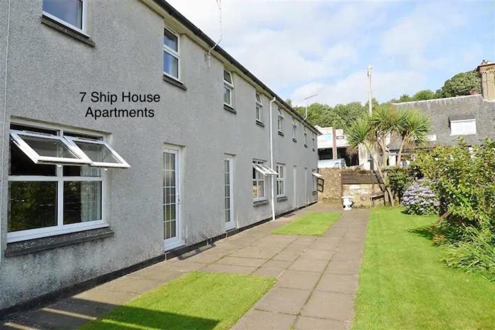 Cosy Cottage With Sea Views Close To Local Shops. Lamlash Buitenkant foto