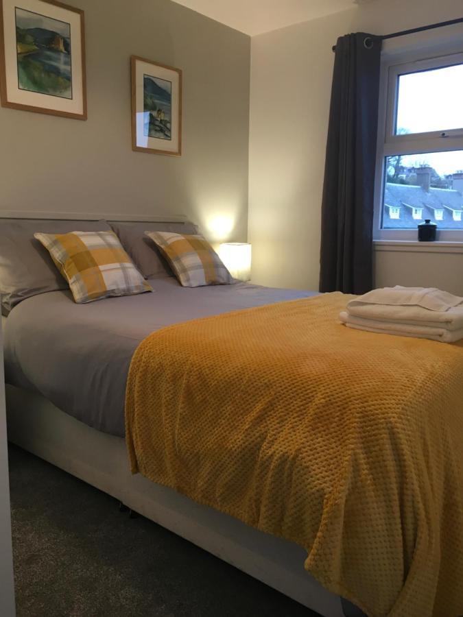 Cosy Cottage With Sea Views Close To Local Shops. Lamlash Buitenkant foto